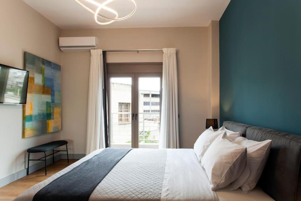 Minimal Loft Art With Sea View Over Heraklion Harbour Exterior photo